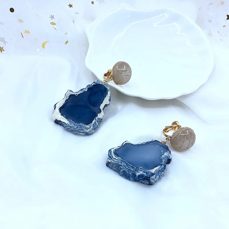 10160723899_857046163