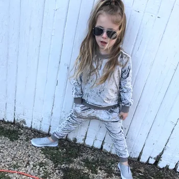 

Baby Spring and Autumn New Boys and Girls Set Gold Velvet Casual Sports Solid Color Set Children Long Sleeve Two-piece Set