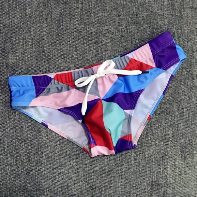

2018 Hot Sell New Sexy Man's Swimming Swim Trunks Low Waist Swimming Briefs Swimwear Boxers Patchwork Camouflage Color Summer