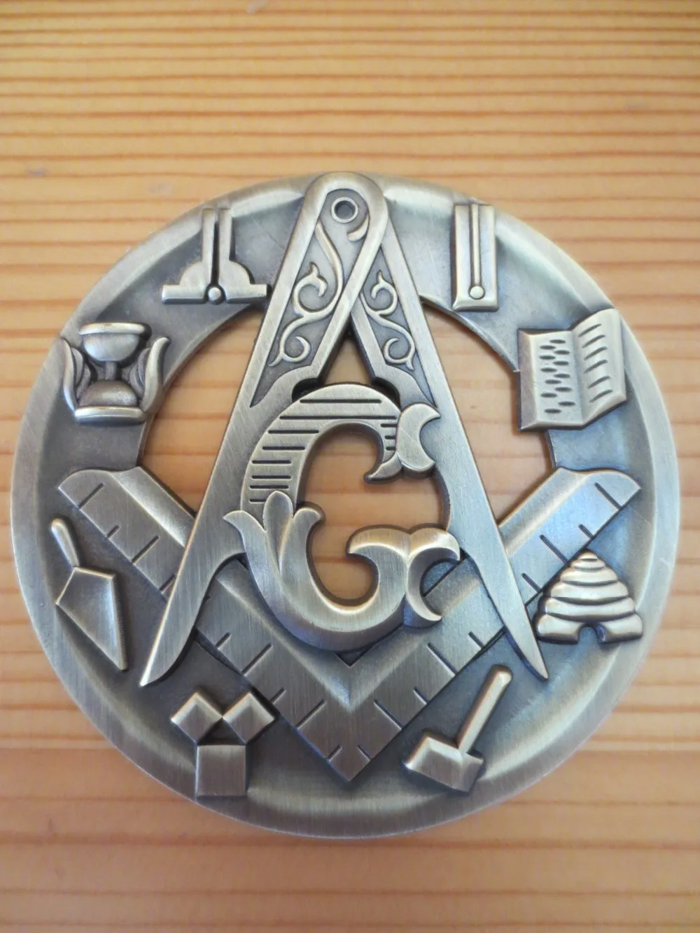 

Masonic Auto Car Badge Emblems mason freemason E33 Compass And Square Tools hollow out 3D 3'' antique