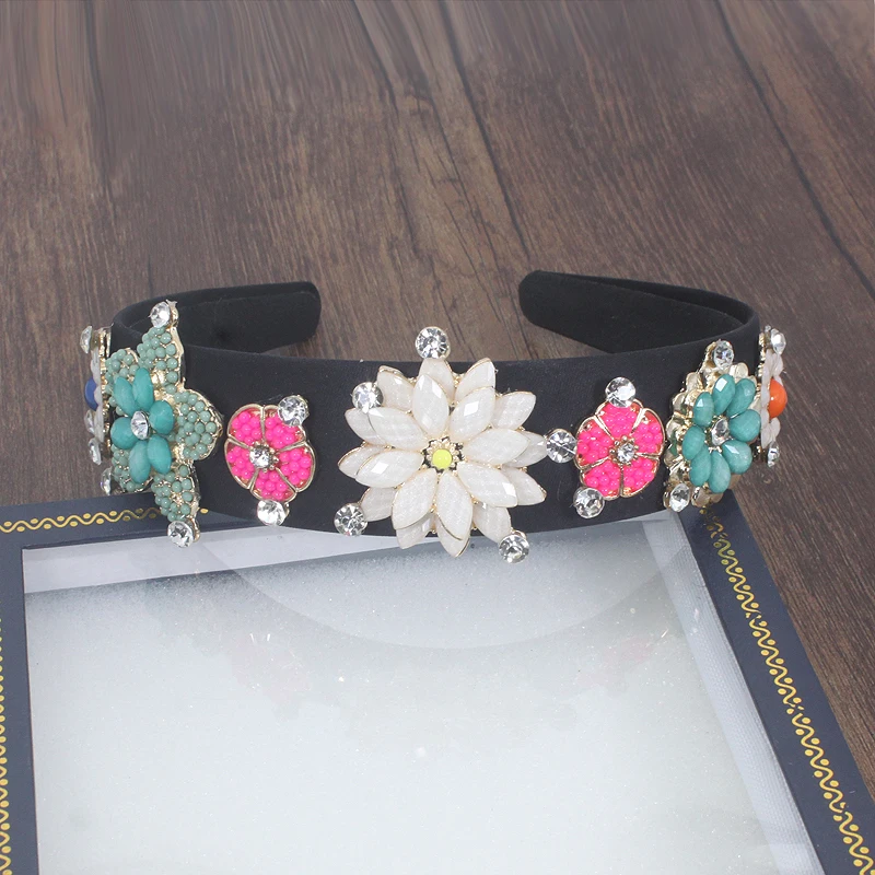 

European and American Baroque Pearl Flower Geometric Headband Dance Party Retro Court Fashion Show Hair Accessories