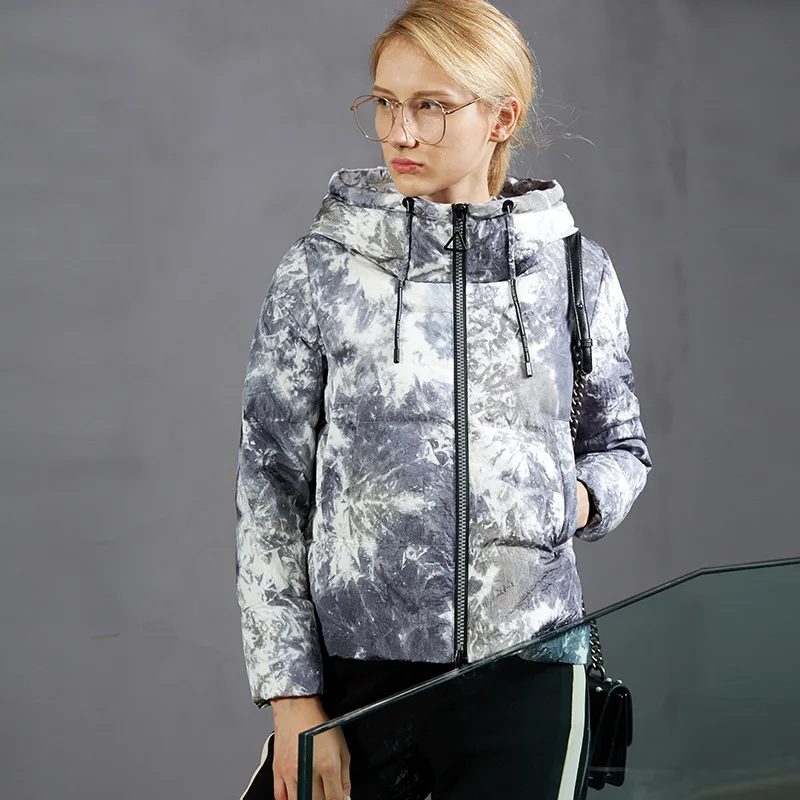 

Short down jacket 2018, women self-cultivation thickening, down jacket with a hood, Winter Printing down jacket Free Shipping
