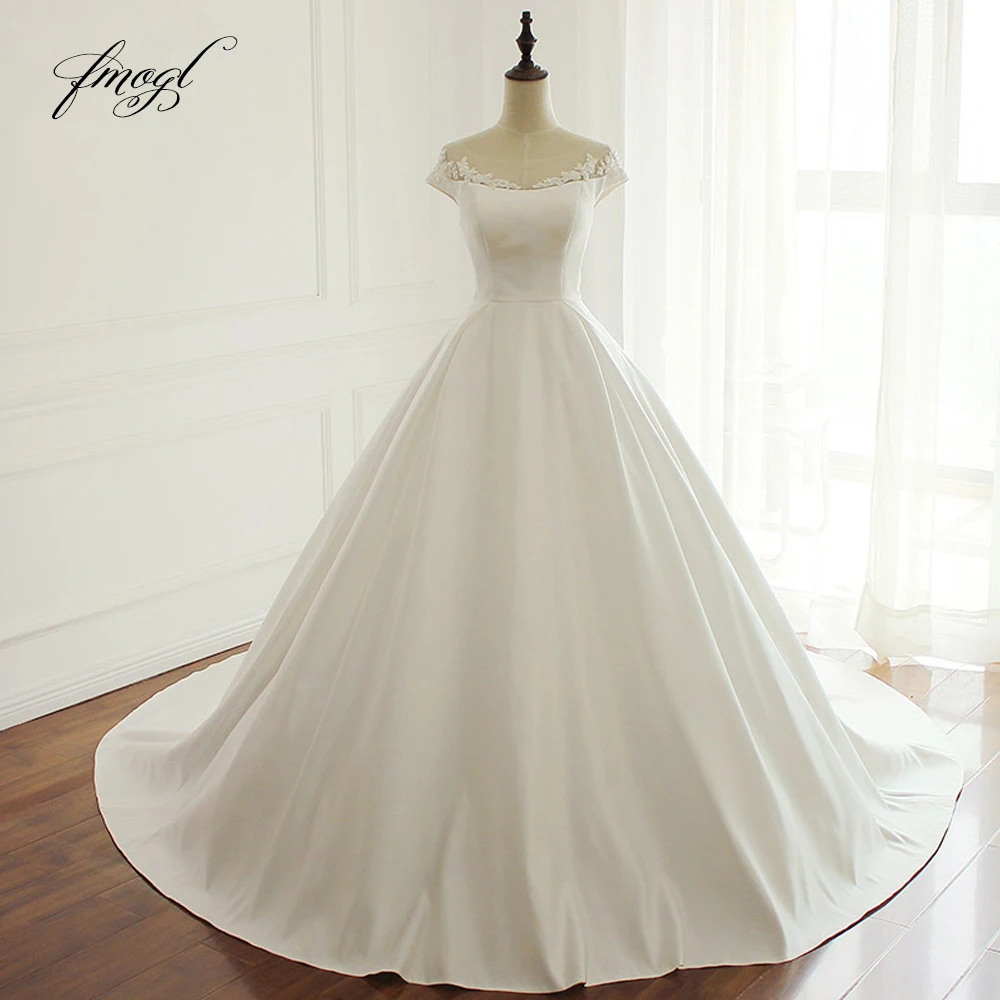 

Fmogl Vestido De Noiva Matte Satin A Line Wedding Dresses 2019 Appliques Beaded Cap Sleeve Vintage Bridal Gown Plus Size
