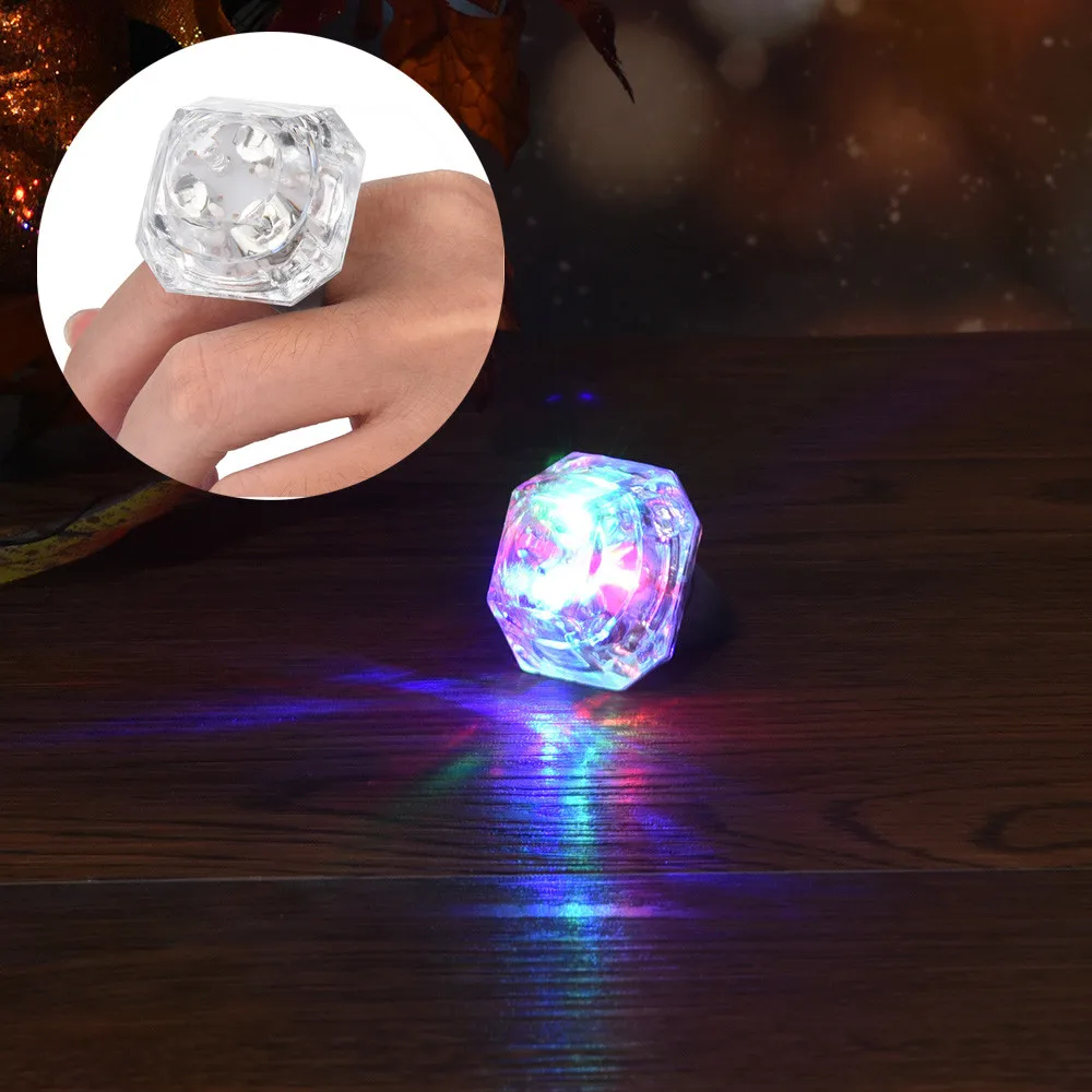 

LED Finger Diamond Rings Creative LED Light Flashing Finger Imitation Ring Kids Children Party Favors Toys Costumes Ring