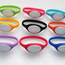 100 шт./лот Водонепроницаемый 13,56 МГц силиконовый браслет на запястье и FM1108 микросхемой чипом микропроцессорные карты чип M1 карты