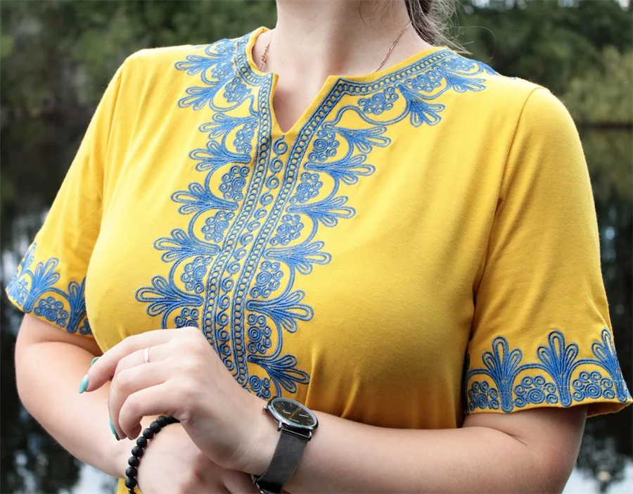 Siskakia летняя футболка длинное платье для женщин элегантные желтые Этнические вышитые макси платья с коротким рукавом Свободные повседневные трикотажные
