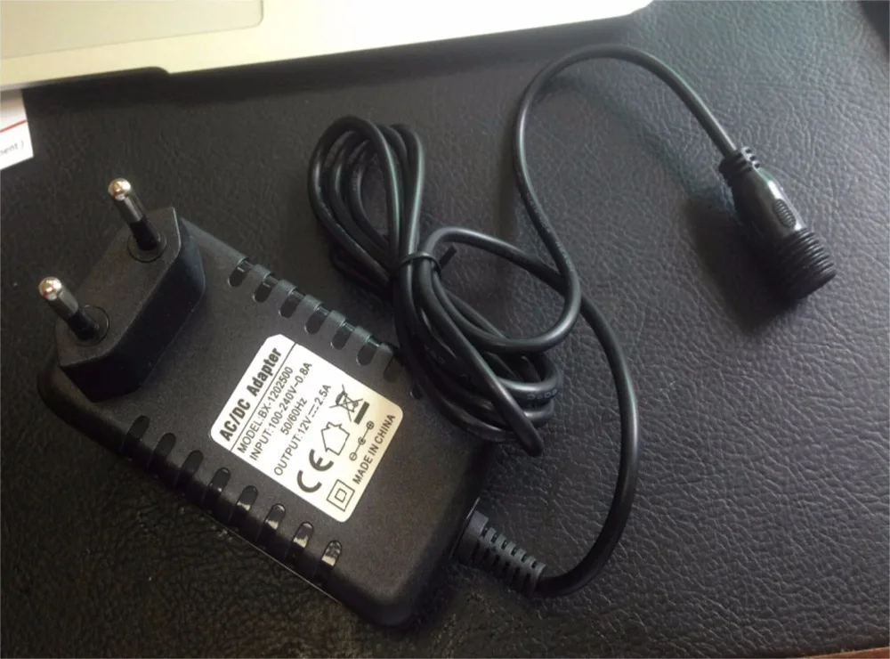 

12V/2.5A/30W Switch mode LED power adaptor,AC100-240V input;with 13.5mm 2 core female connector