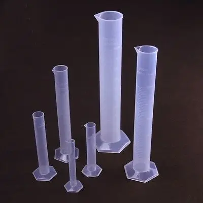 

100ml Graduated Labrotary Plastic PP Liquid Mearsuring Cylinder with Spout
