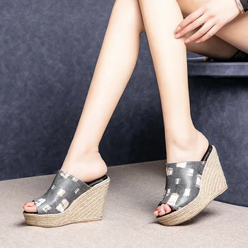 

Dilalula 2020 New Dating Ladies Summer Slippers Genuine Leather Women Platform Mules High Wedges Casual Shoes Woman