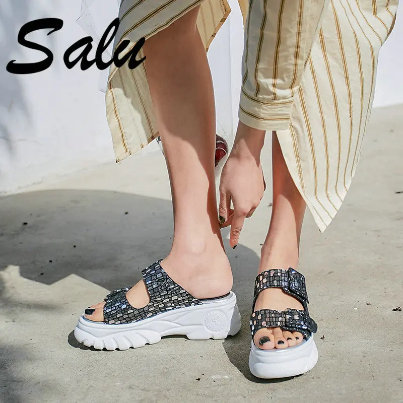 

Salu 2019 New Arrival Fashion Round Toe Women Sandals Shallow Platforms Casual Shoes Summer Sweet Concise Basic Shoes Woman