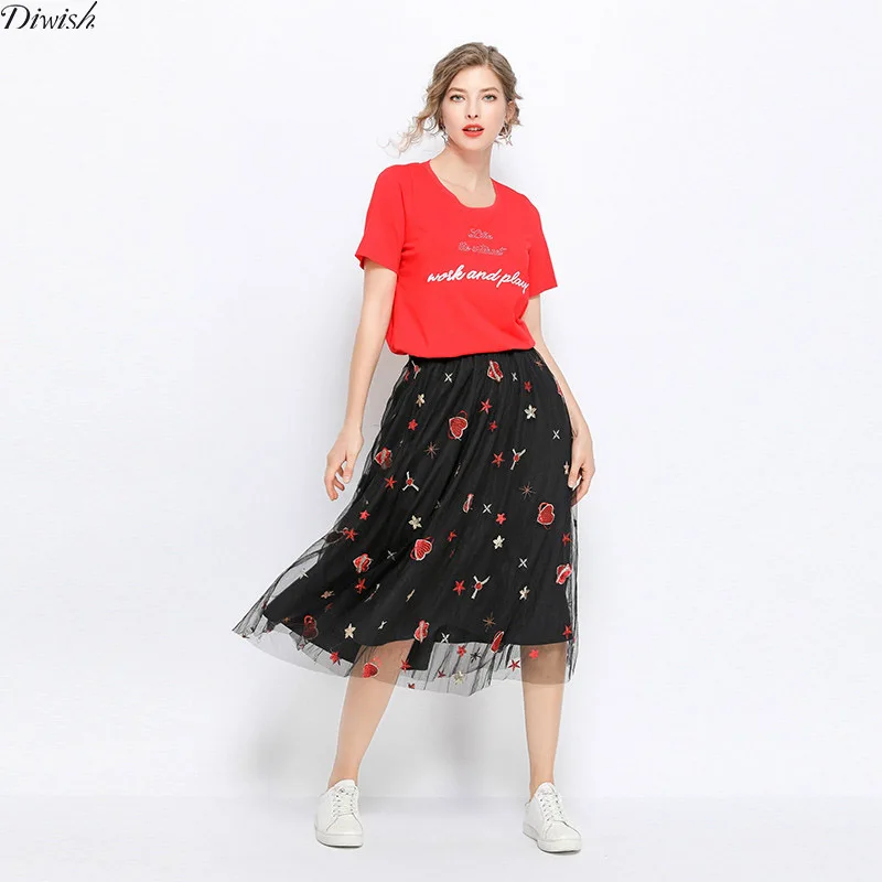 

Diwish Plus Size Women Red T-shirt Summer Letters Embroidery O-Neck Sexy Fashion Elegant Streetwear T Shirt Women T Shirts
