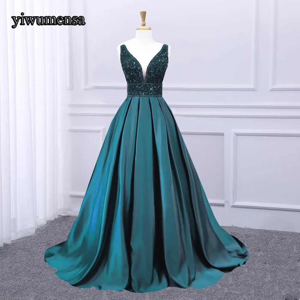 

yiwumensa Vintage Sexy Deep V neck Prom Dress 2018 Heavy Beading Crystal Backless Prom Dresses A line Party Gown Custom made