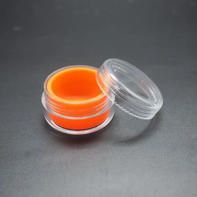 plastic container with silicone inside (11)
