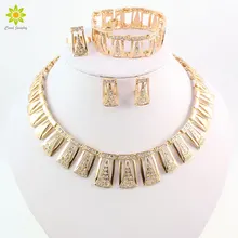Moda Sistemas de La Joyería de Traje Africana de Oro Chapado Mujeres Dubai Rhinestone Choker Necklace Set Accesorios de Boda Del Partido