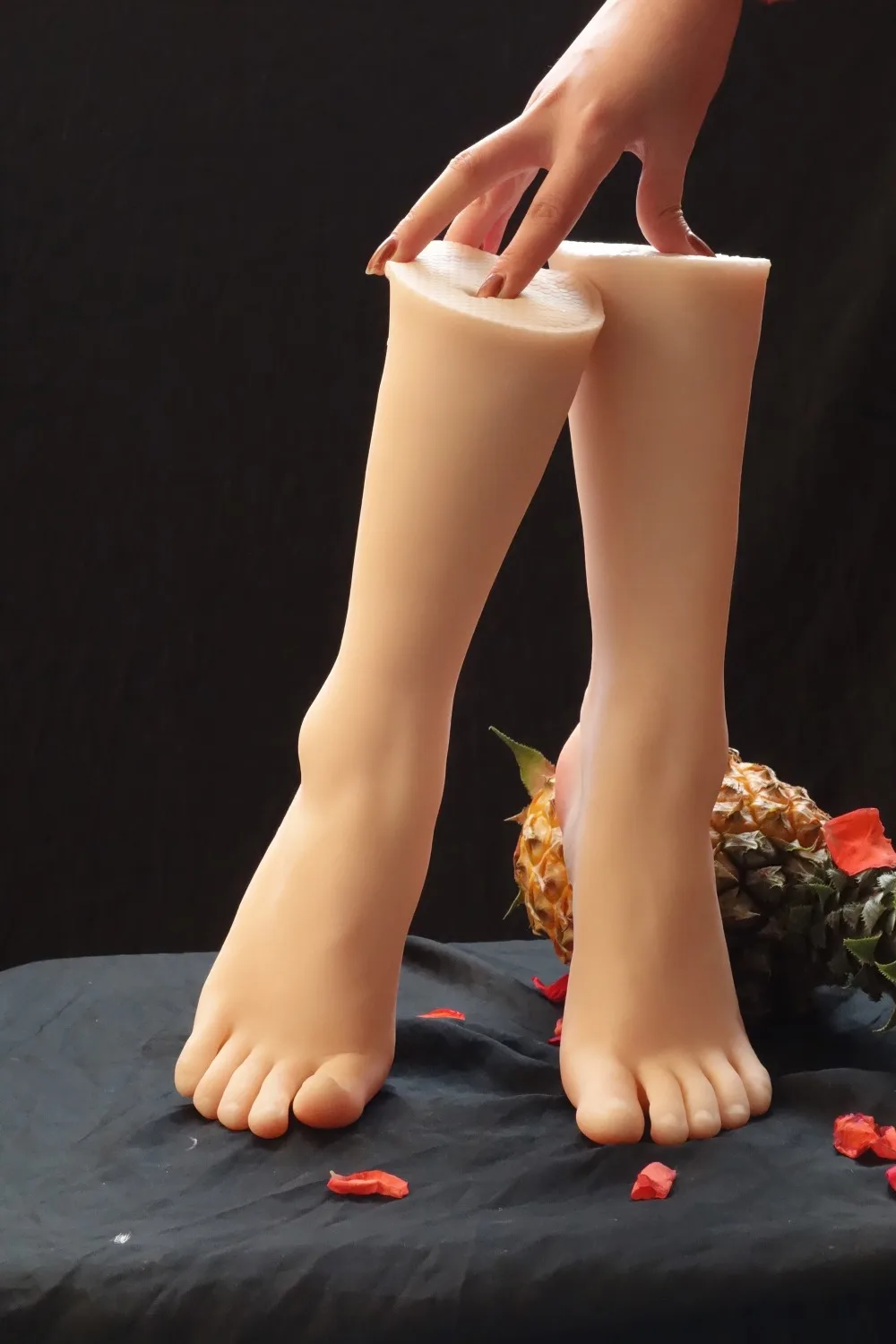 New Sexy Female Real Silicone Legs Sex Torsos Dolls Foot Fetish Toys Feet Whitening Skin lover Feet model Free Shipping