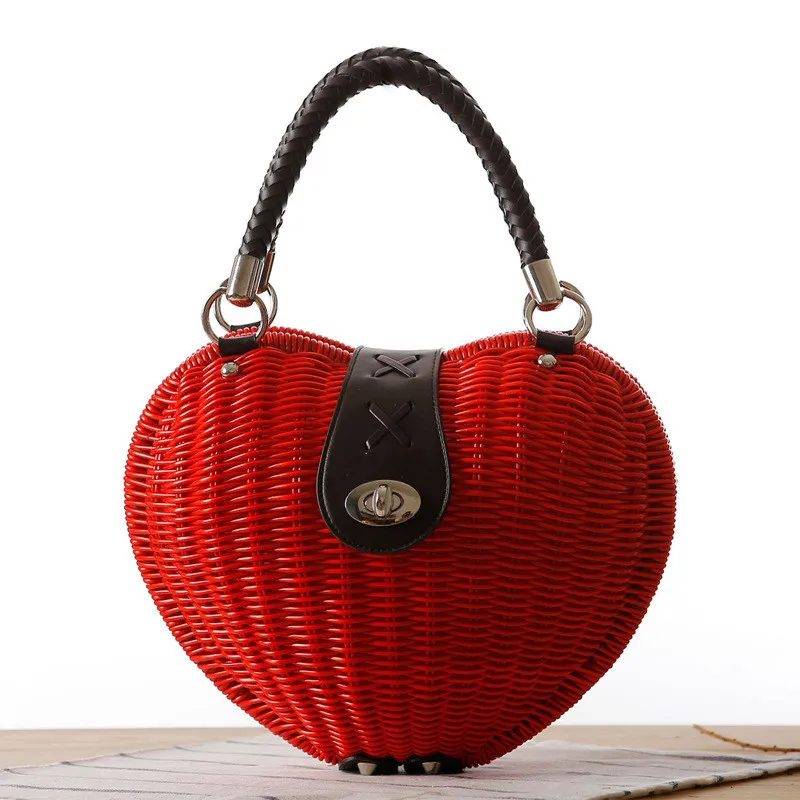 

Premium rattan handmade bagLove weaving designer handbag 2018 New sweetheart heart-shaped love bag handbag rattan bag straw bag