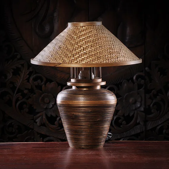 Asia Lighting Desk Lamp