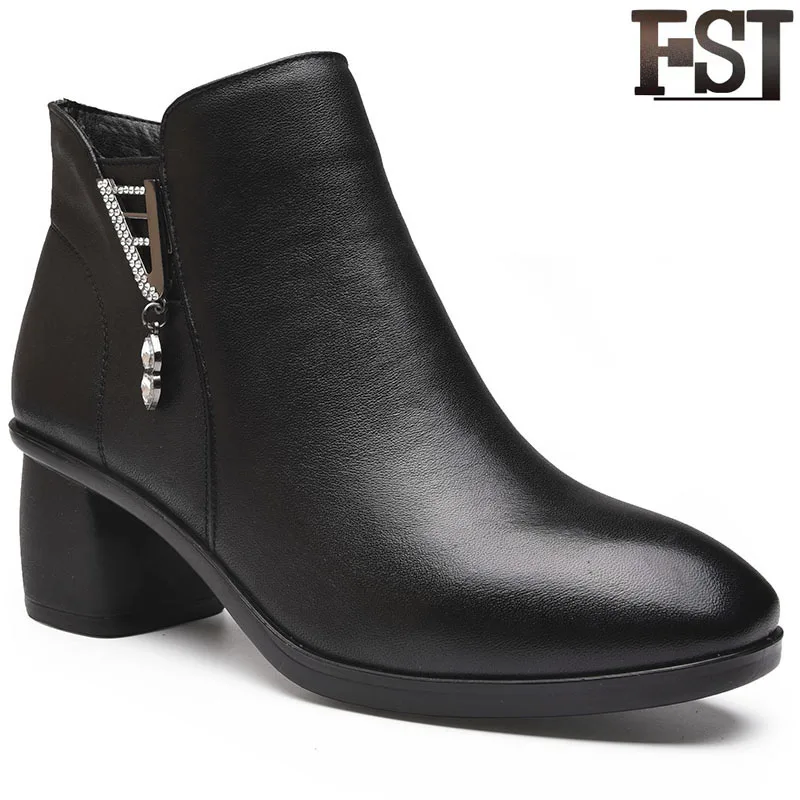 

FSJ Genuine Leather Ladies Woman Boots Round Toe Wedges Bonded Leather Short Plush Winter Patent Leather Crystal Fashion Mature