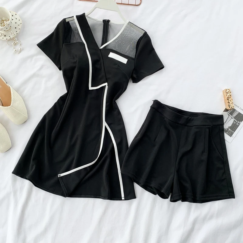 

2019 new fashion women's two piece set Black high waist irregular color matching perspective dress+shorts