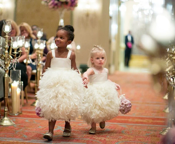 Best price at $144 Cheap 2016 Holy Communion Dresses Feather Ivory Flower Girl Dresses Ball Gowns Toddler Pageant Little Girl Dresses Vestido Infantil