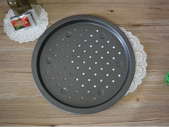 Perfect Baking with the 1PC Baking 14 Inch Round Pizza Tray