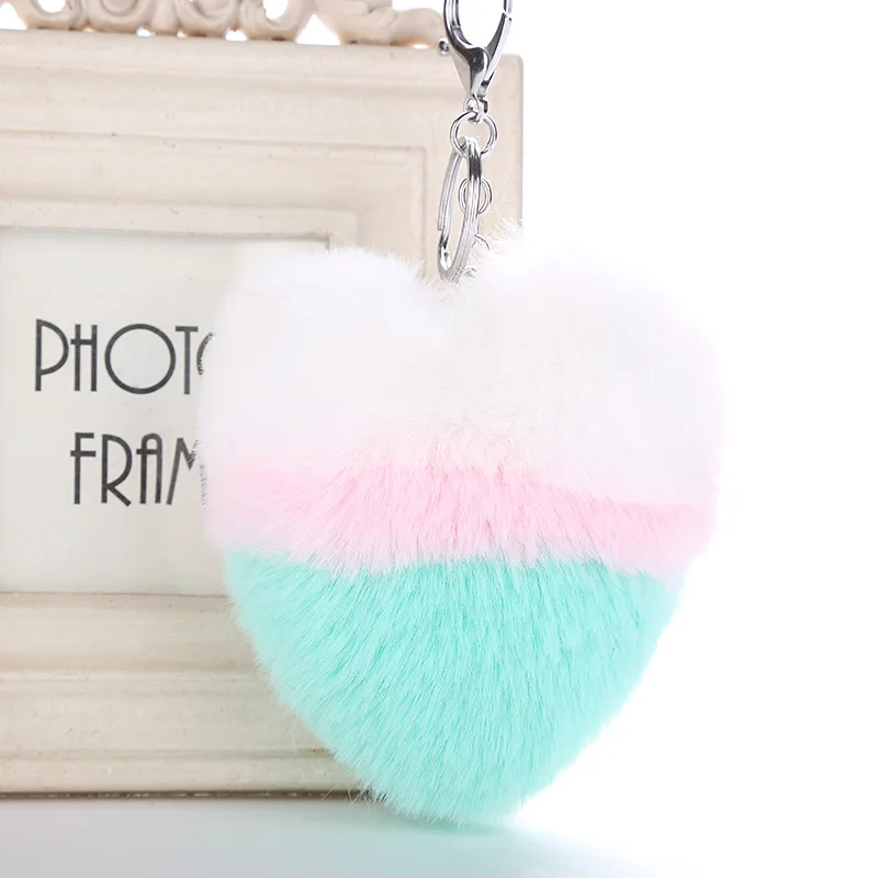 

Keychain Colorfu Heart Pompom Key Chain Fluffy Faux Fur Ball Car Bag Pompon Key Ring Pom Pom Keyrings Jewelry Women MQ32