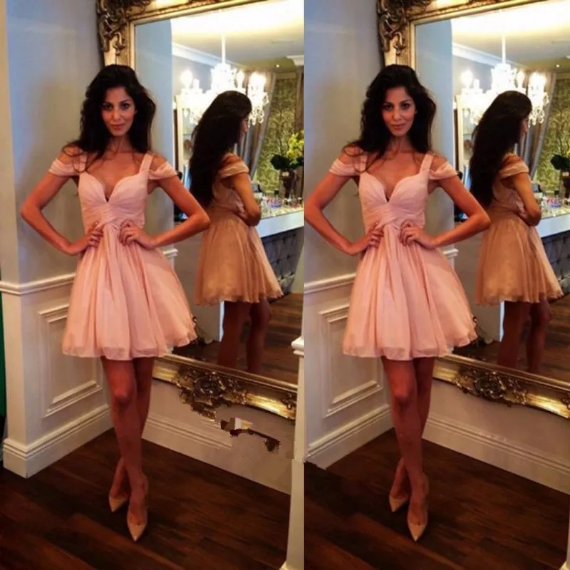 

In Fashion Pink Chiffon A-Line Cocktail Dresses 2018 V Neck Criss-Cross Cap Sleeve Zipper Back Mini Formal Party Gowns