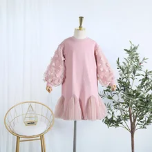 Осень Новая мода Одежда для девочек Свободная футболка с длинным с рукавами рыбий хвост качели Шить Свитер с сеточкой платье