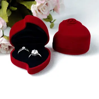 

Upscale 12 pcs Heart shaped red Velvet Ring jewelry Gift box organizer for earring Charms Box jewelry Display Box 2018 New