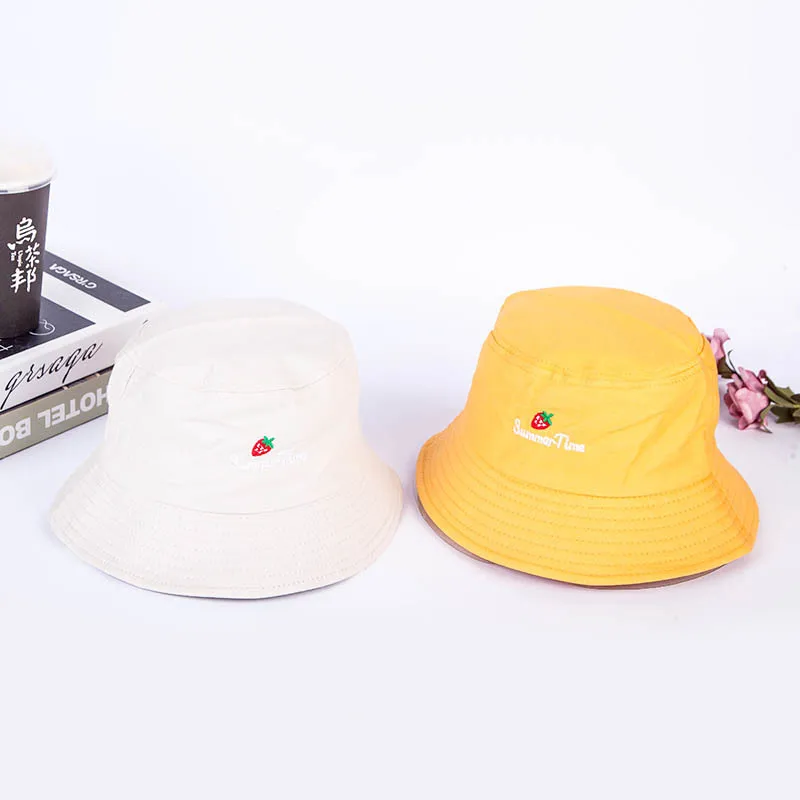 Новое поступление, шапка для взрослых женщин и мужчин с вышивкой клубники, летняя солнцезащитная Кепка с надписью, хлопковая Панама YY167