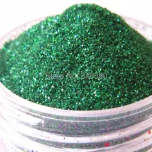 Косметика зеленый лак для ногтей пыль