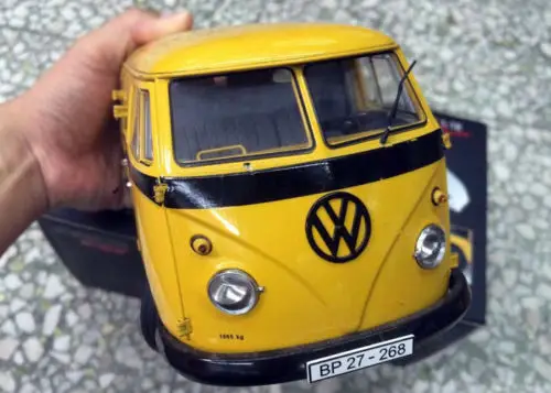 SCHUCO VW Volkswagen T1 Transporter "Немецкий бундеспост" автобус 1/18