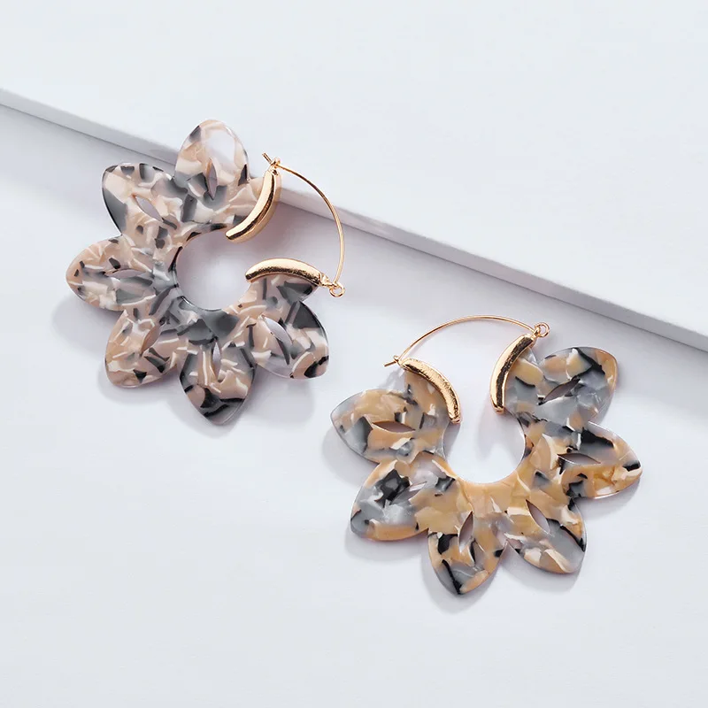 New Arrival 7 Colors Hollow Flower Shape Acid Acrylic Resin Drop Earrings Female 2018