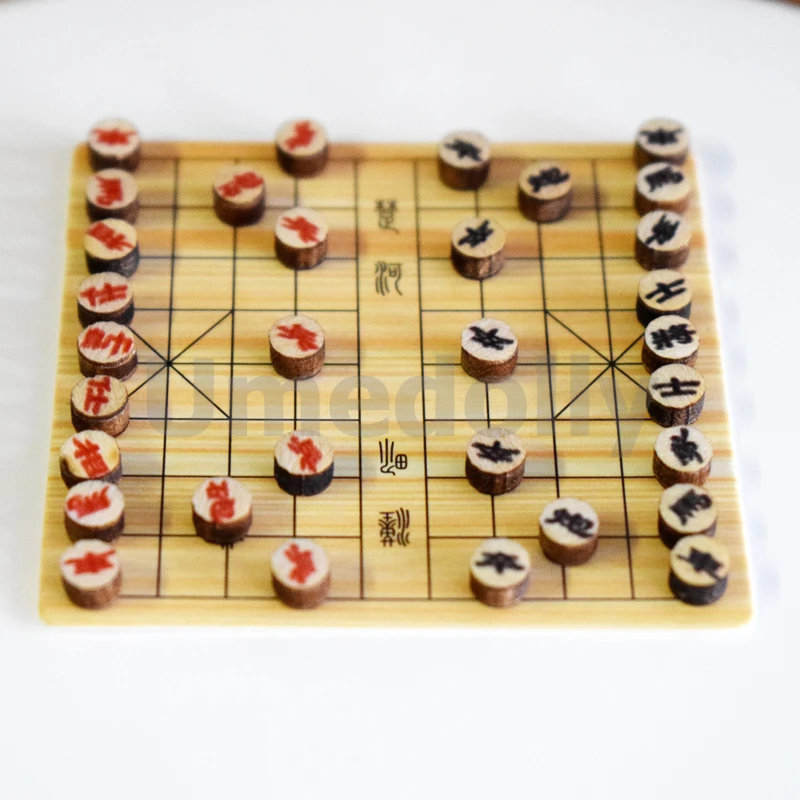dollhouse miniature chess  (4)