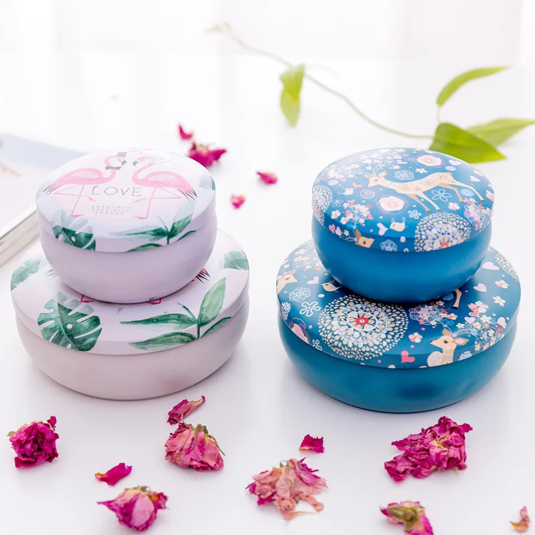 

1PCS Flamingo Tinplate Round Box Home Desktop Jewelry Small Items Storage Animals Pattern Headphone Box