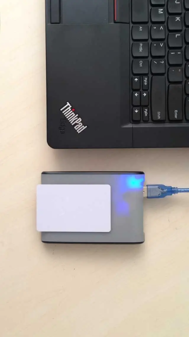 Междугородние RFID столе читателя UHF USB 50 теги/второй писатель