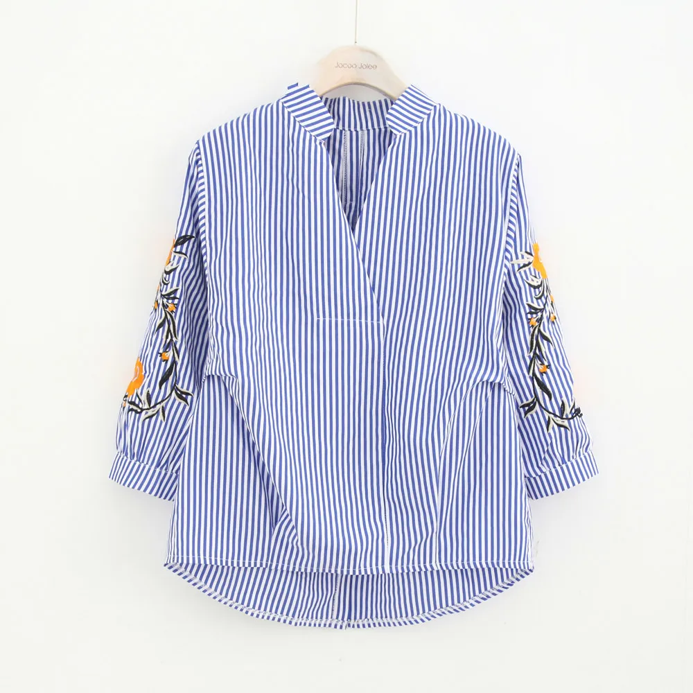 

New Fashion Casual Striped Women Blouse Vintage Embroidery Design Long Sleeves V-Neck Collar Women Shirts Winter New Arrivals