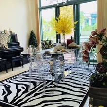 Европейский Черный и белый цвета Тигр узор современный ковер гостиной журнальный столик прикроватная тумбочка для спальни ручной акриловые ковер пользовательские