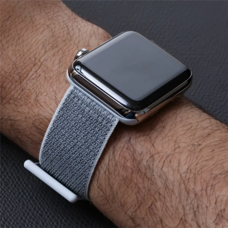 Ремешки apple watch sport. Apple watch Sport loop. Ремешок Apple Sport loop для Apple watch. Ремешок для Apple watch Charcoal Sport. Apple watch серебристые.