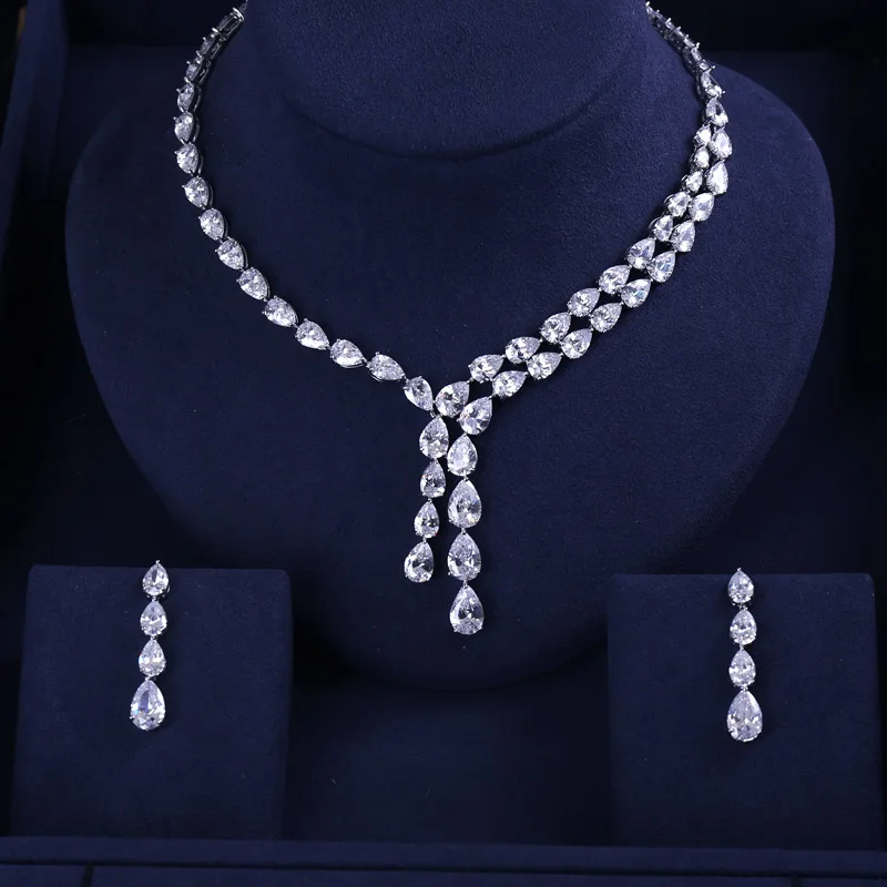 

Fashion CLEAR TOP QUALITY BRILLIANT CRYSTAL ZIRCON EARRINGS AND NECKLACE BRIDAL JEWELRY SET WEDDING DRESS ACCESSARIES