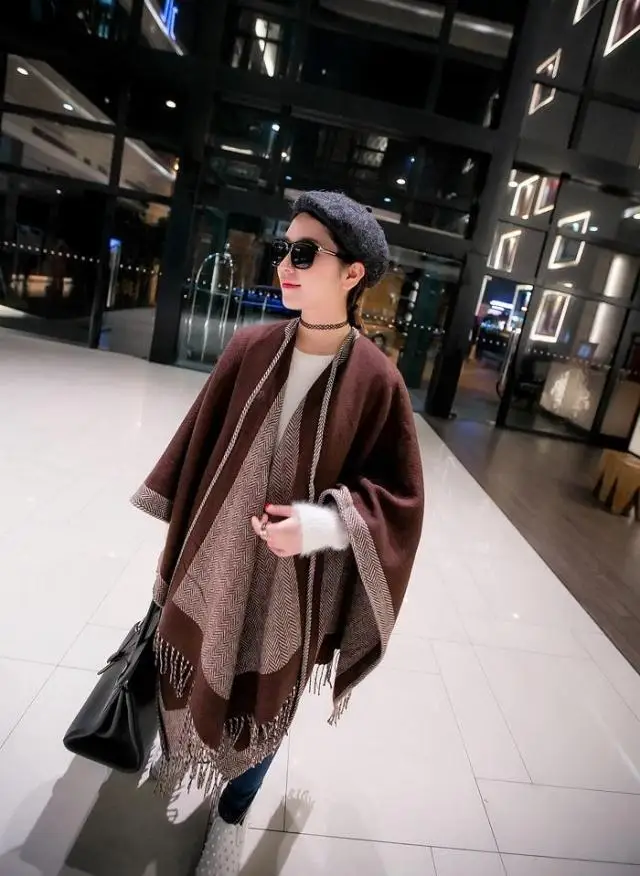 ������ �Ż� �귣�� ��� ��ī�� ����, ĳ�ù̾� �����̳� ���Ÿ� ���� ���÷��� �ܿ� ������ �� �� ��ī�� �ݴٳ�, 180x130cm