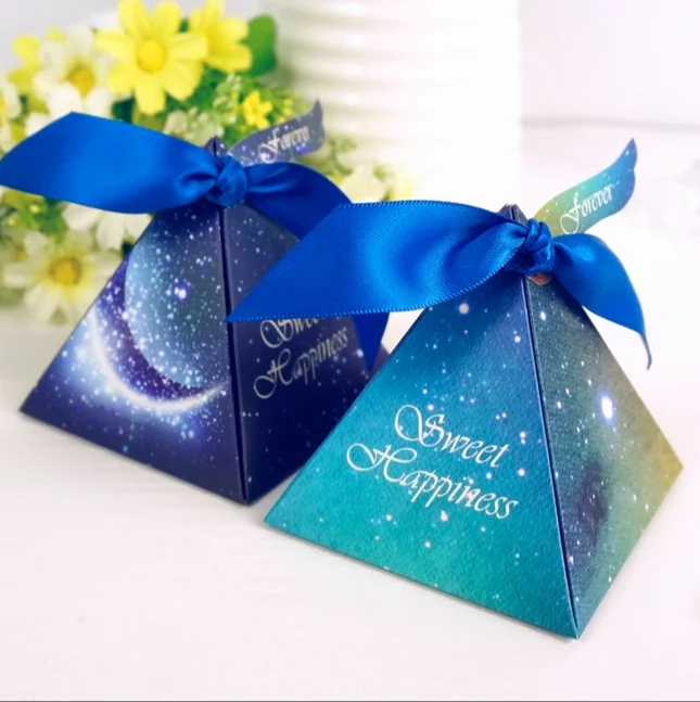 50 x креативные треугольные пирамиды голубое звездное небо/галактика свадебные коробки для конфет свадебные бумажные коробки для душа вечерние подарочные коробки