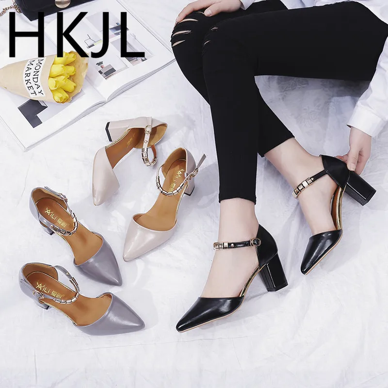 

HKJL 2019 spring new Korean version of the pointed single shoes low heel buckle shallow shoes female thick with beads A928