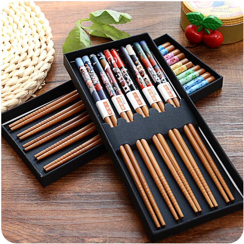 

Vacclo 5 Pairs Chopsticks Set with Gift Box Non-slip Japanese Style Household Eco-friendly Kitchen Cute Hotel Tableware Set