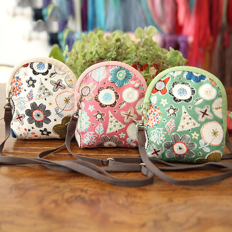 

DIY Flowers Kissing Bags Patchwork Purse Wallet Handbag Embroidery Cross Stitch Kit Needlework Sewing Art Craft Friend Gifts
