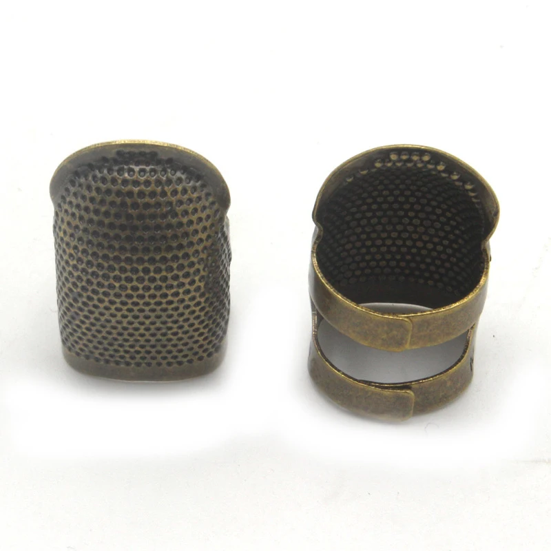 

1Pc Copper Color Sewing Ring Thimble Tools 2 Sizes Metal Finger Guard Ring Cover Creative Household DIY Sewing Accessories Tools