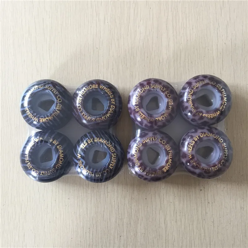 

4pcs/Set Professional Skateboard Wheel High-Density PU Stripe/Leopard Graphics 52mm Street Board Wheels