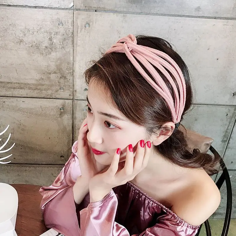 8906147760_1847034007