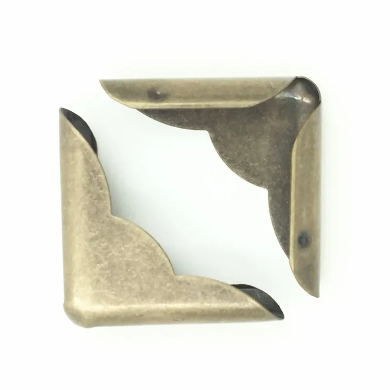 

300Pcs Crafts Scrapbook Hardware DIY Retro Bronze Tone Angle Book Menus Albums Folders Corners Protectors 30x22mm