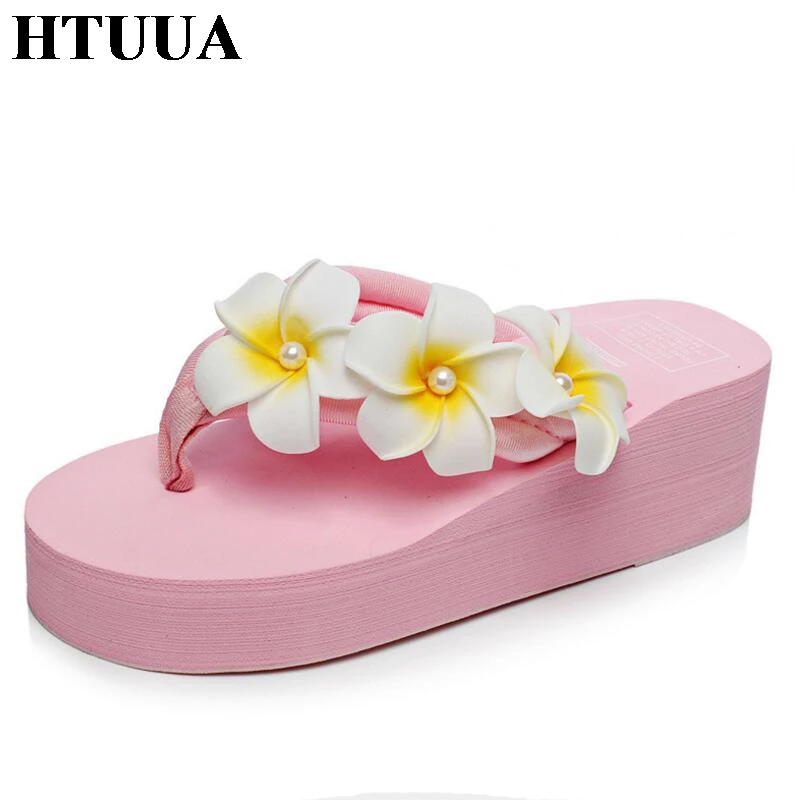 

HTUUA 2018 Fashion Pearl Flower Slippers Women Summer Boho Beach Flip Flops Shoes Woman High Wedges Slides Ladies Sandals SX945